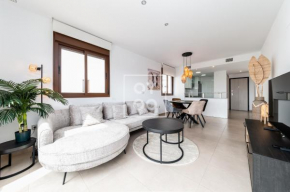 La Brisa with sea views, swimming pools, spa, playground, fitness